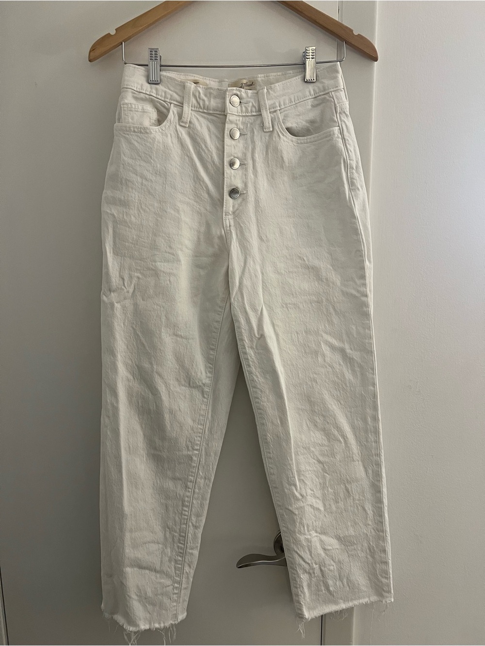 Women’s white jeans